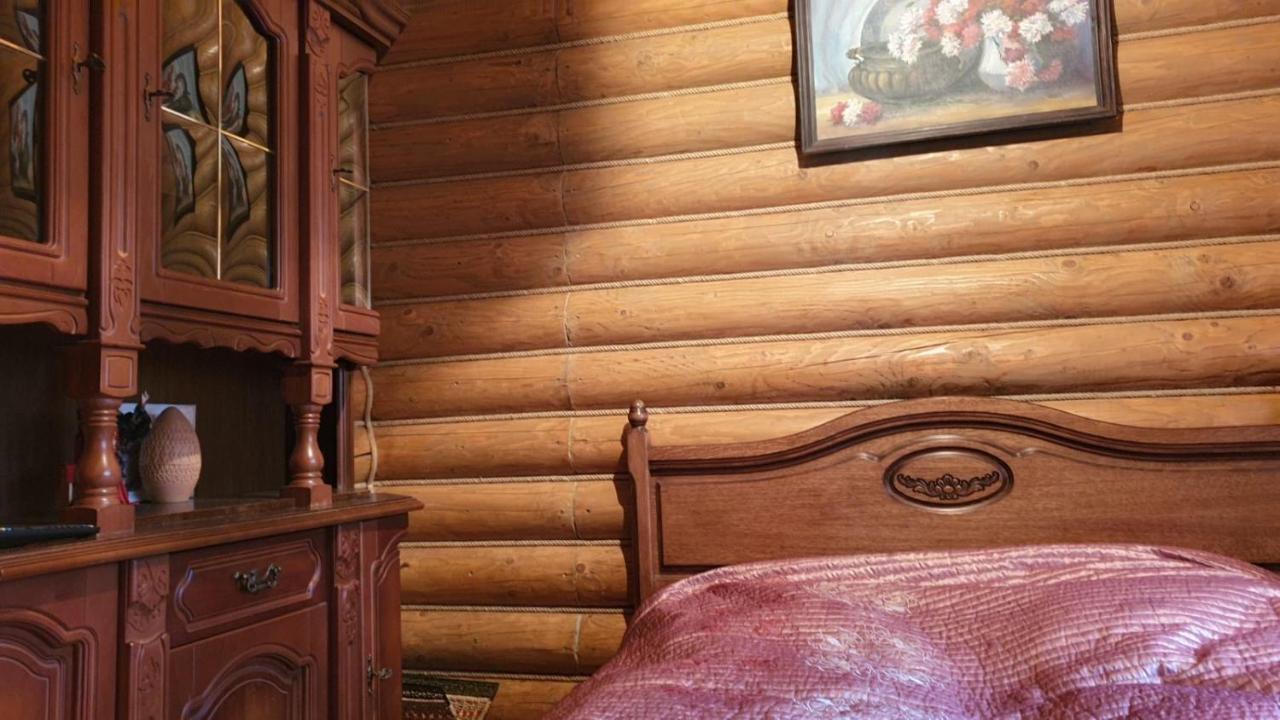 Viktoria Villa Ужгород Екстериор снимка